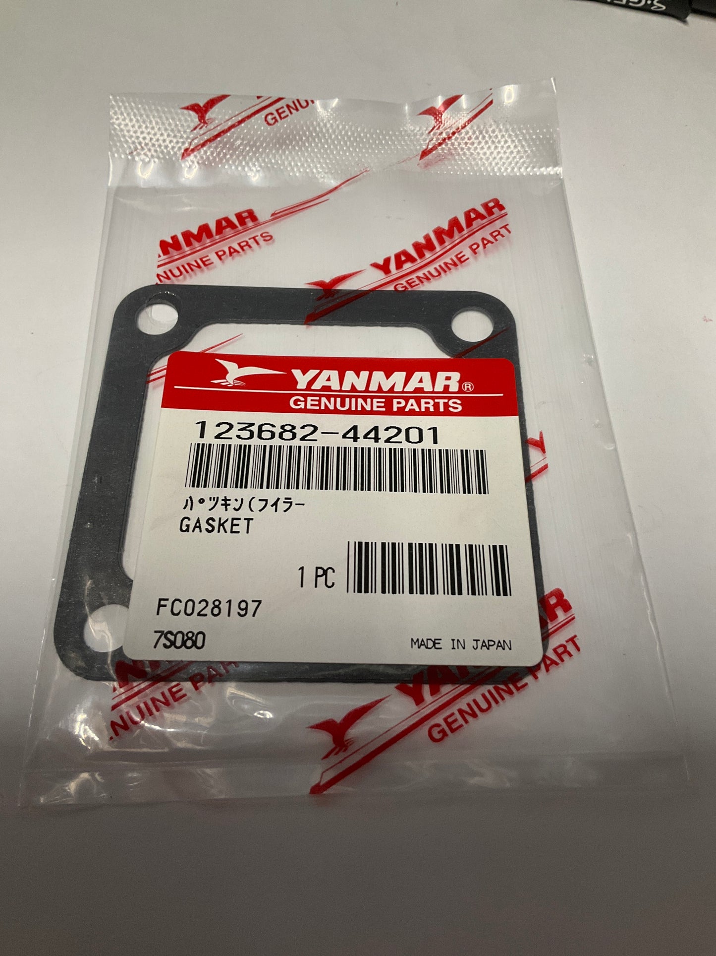 Yanmar 123682-44201 Gasket