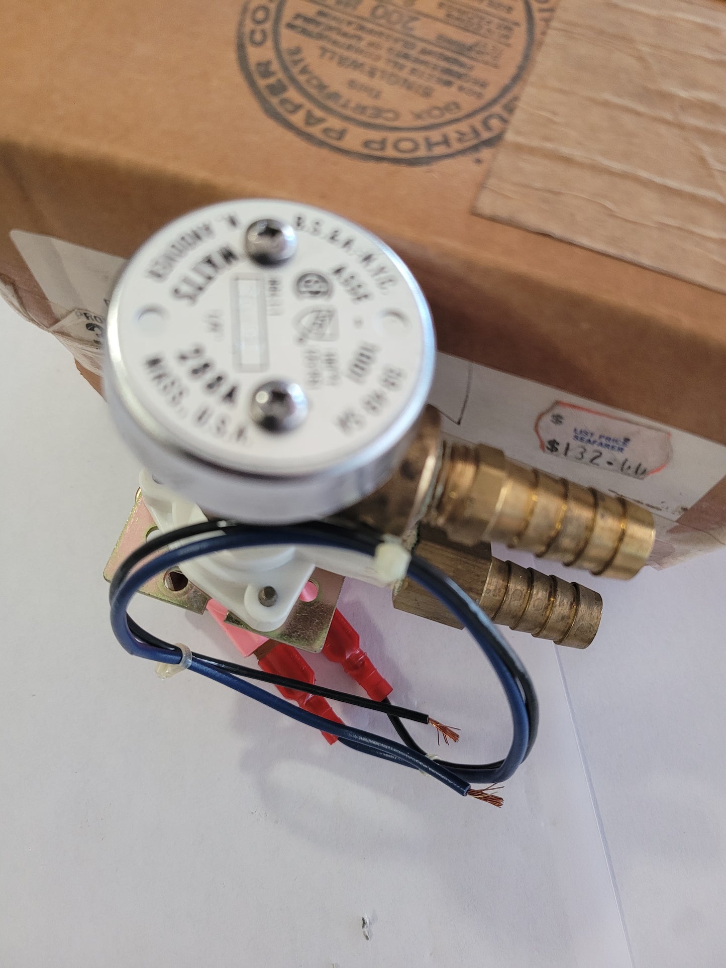 Stowaway 12v vacuum breaker 317859012