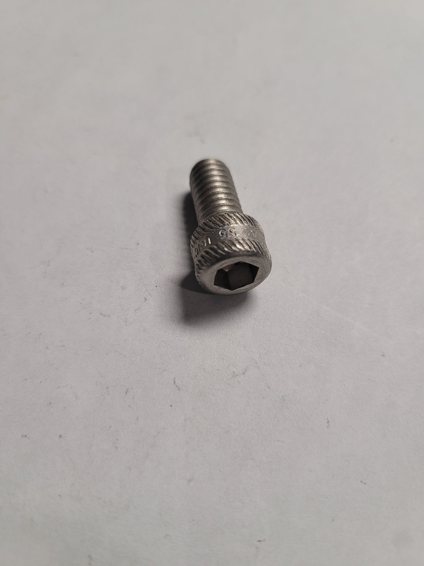 Screw, (NOS) Volvo 959437
