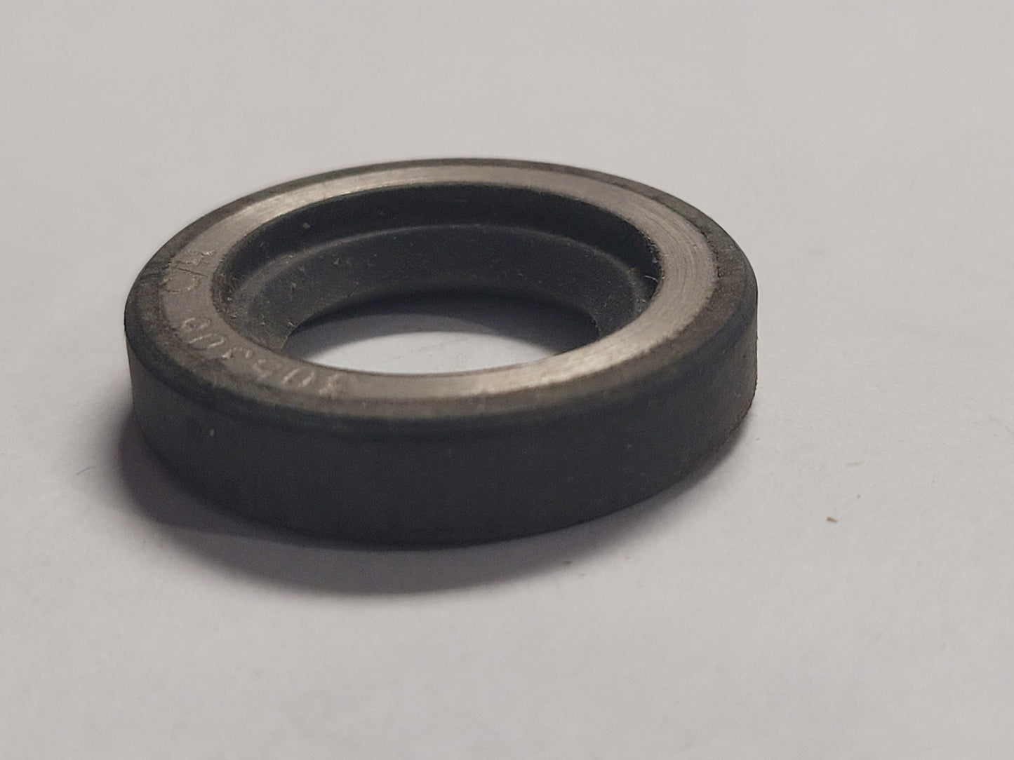 OIL RETAINER, Housing, OMC 321459, (NOS)