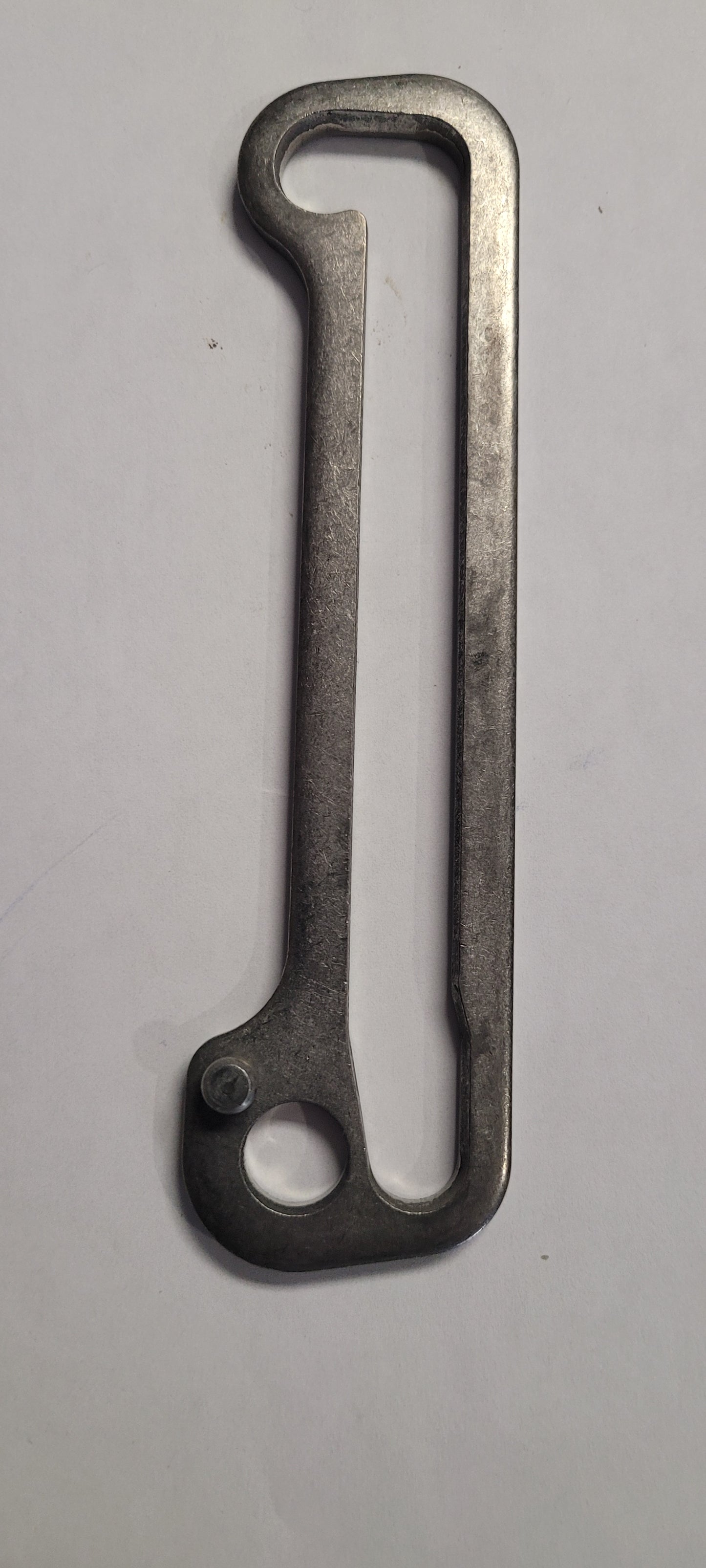 LOCK Assembly, Tilt - starboard, (NOS) Omc 437875