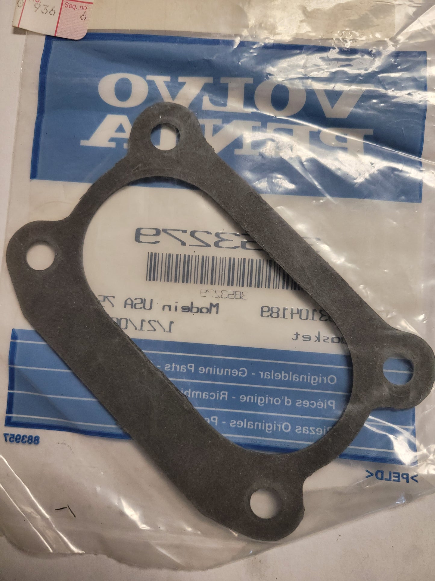 Gasket, Carb To Manifold, (NOS) Volvo 3853279