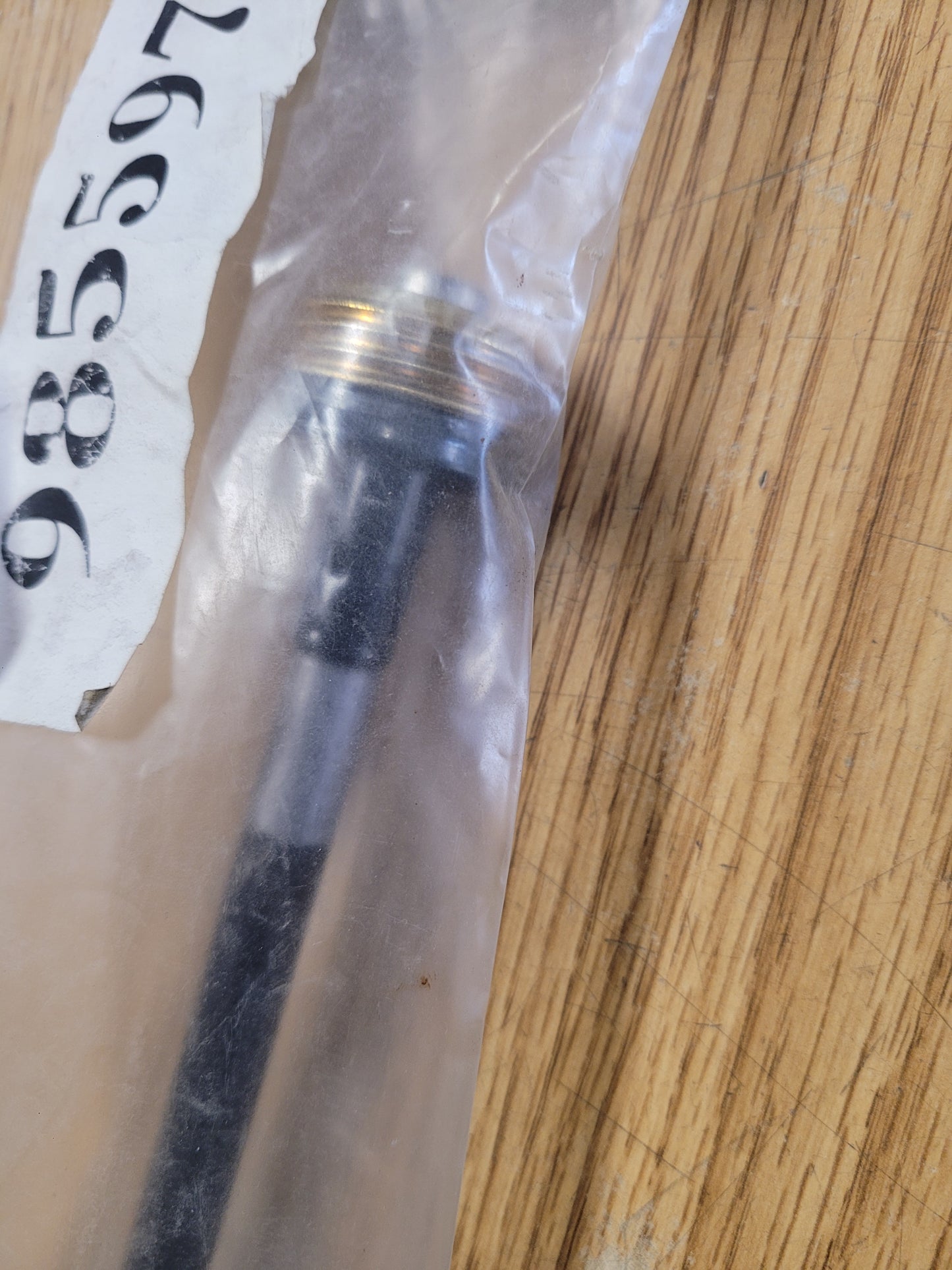 Dipstick Tube Assy. Cobra 985597
