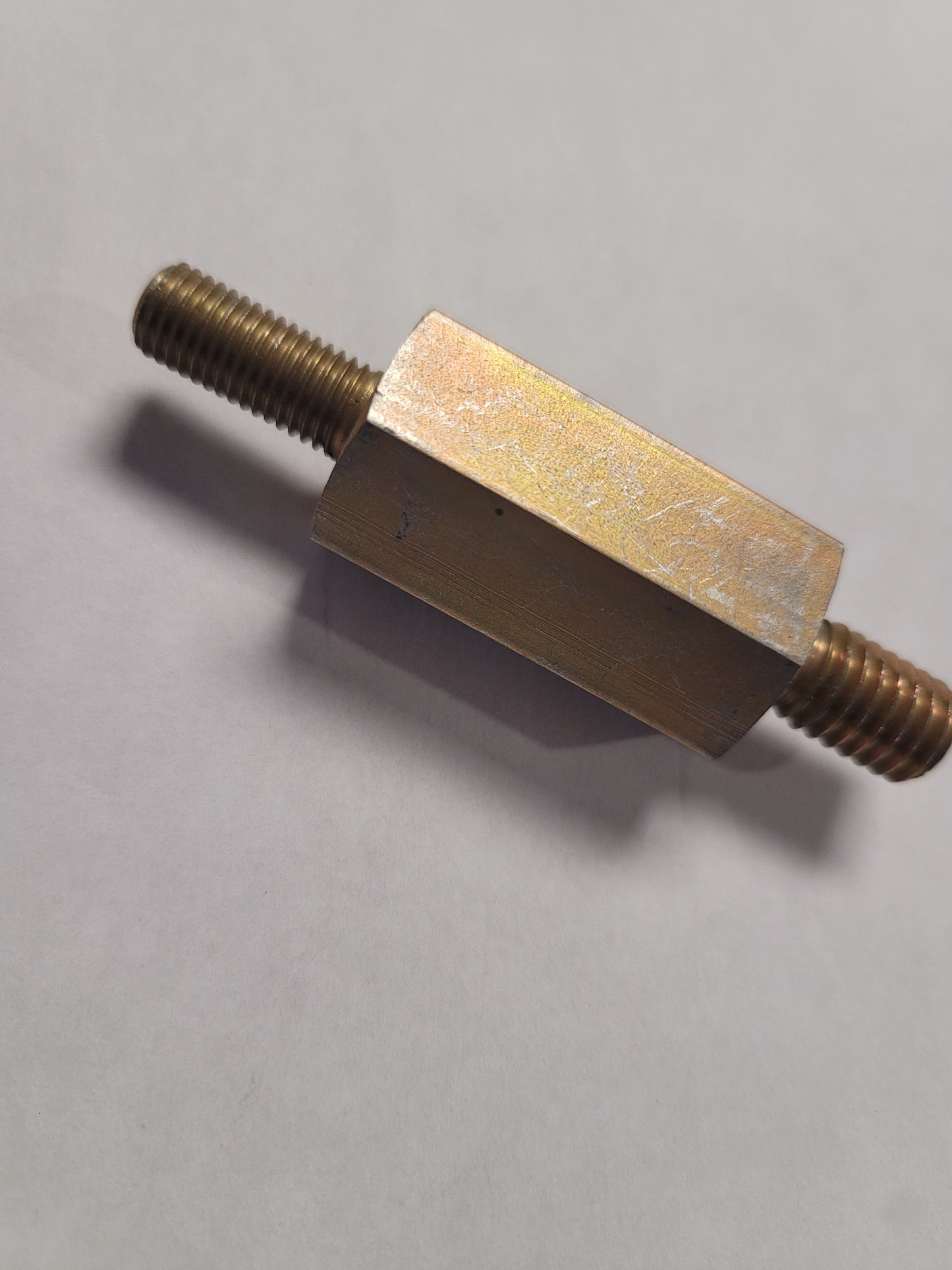 Stud, (NOS) Volvo 3853402