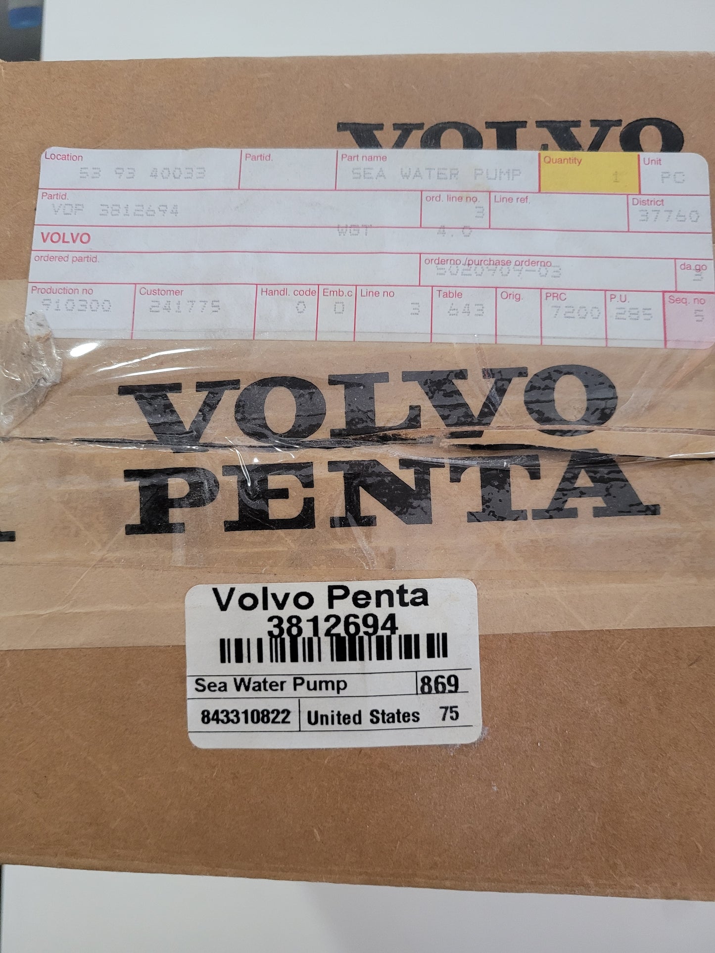 Sea Water Pump, (NOS) Volvo 3812694