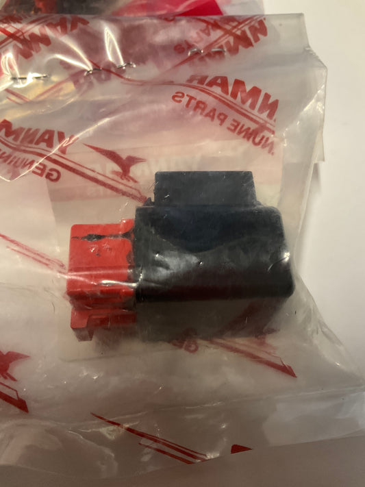 Yanmar 1E6910-82500 Relay