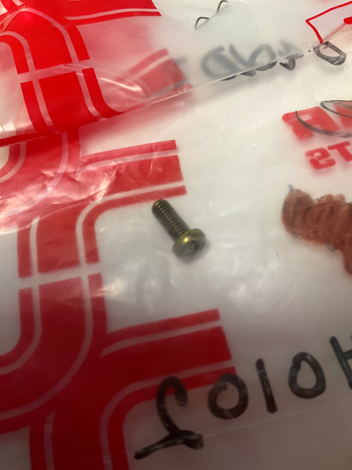 Yanmar 26554-040102 Screw