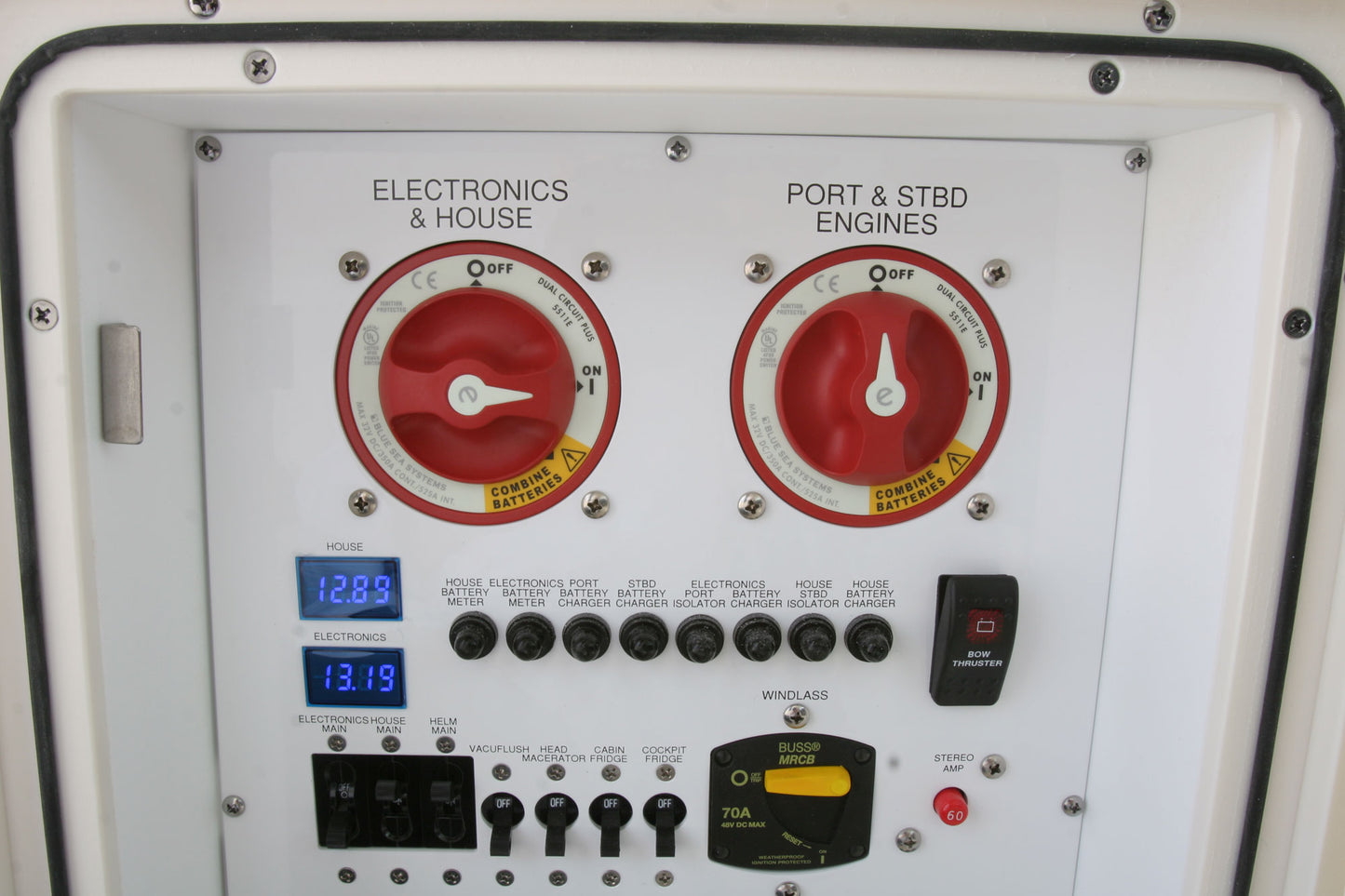 Blue Sea Systems 9003e e-Series On-Off Battery Switch