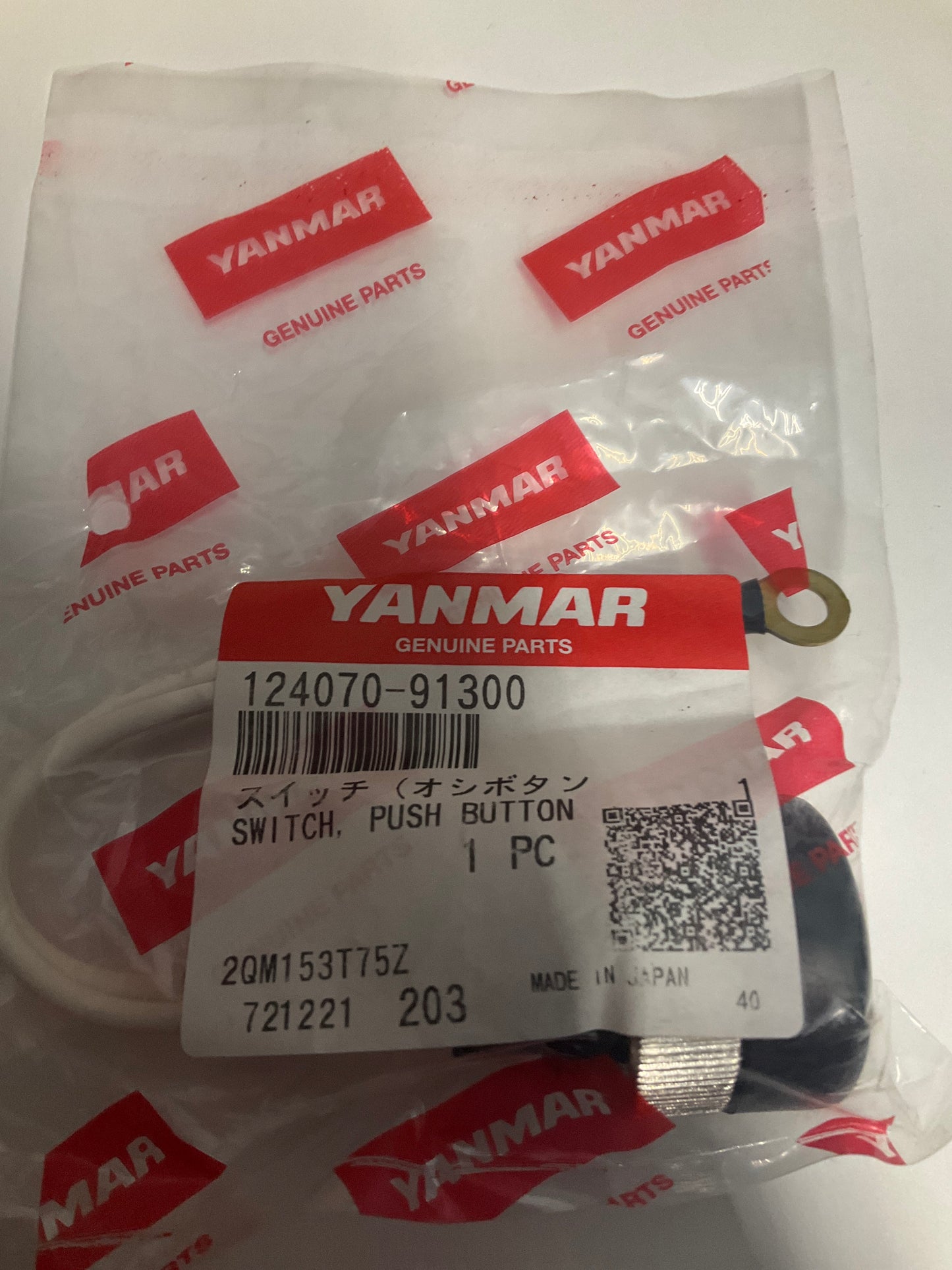 Yanmar 124070-91300 Switch, push button