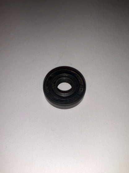 Yanmar 104211-42100 Seal