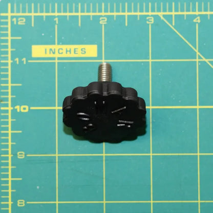 100 Series Cast Hatch Male Round Knob 5/16-18″