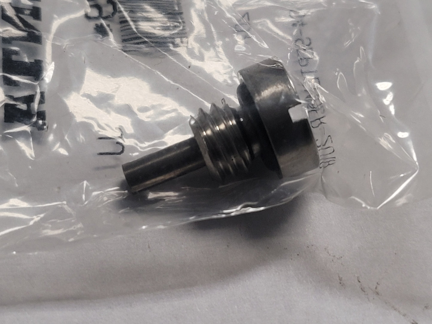 Drain Plug, Volvo 3854539, W/O-ring