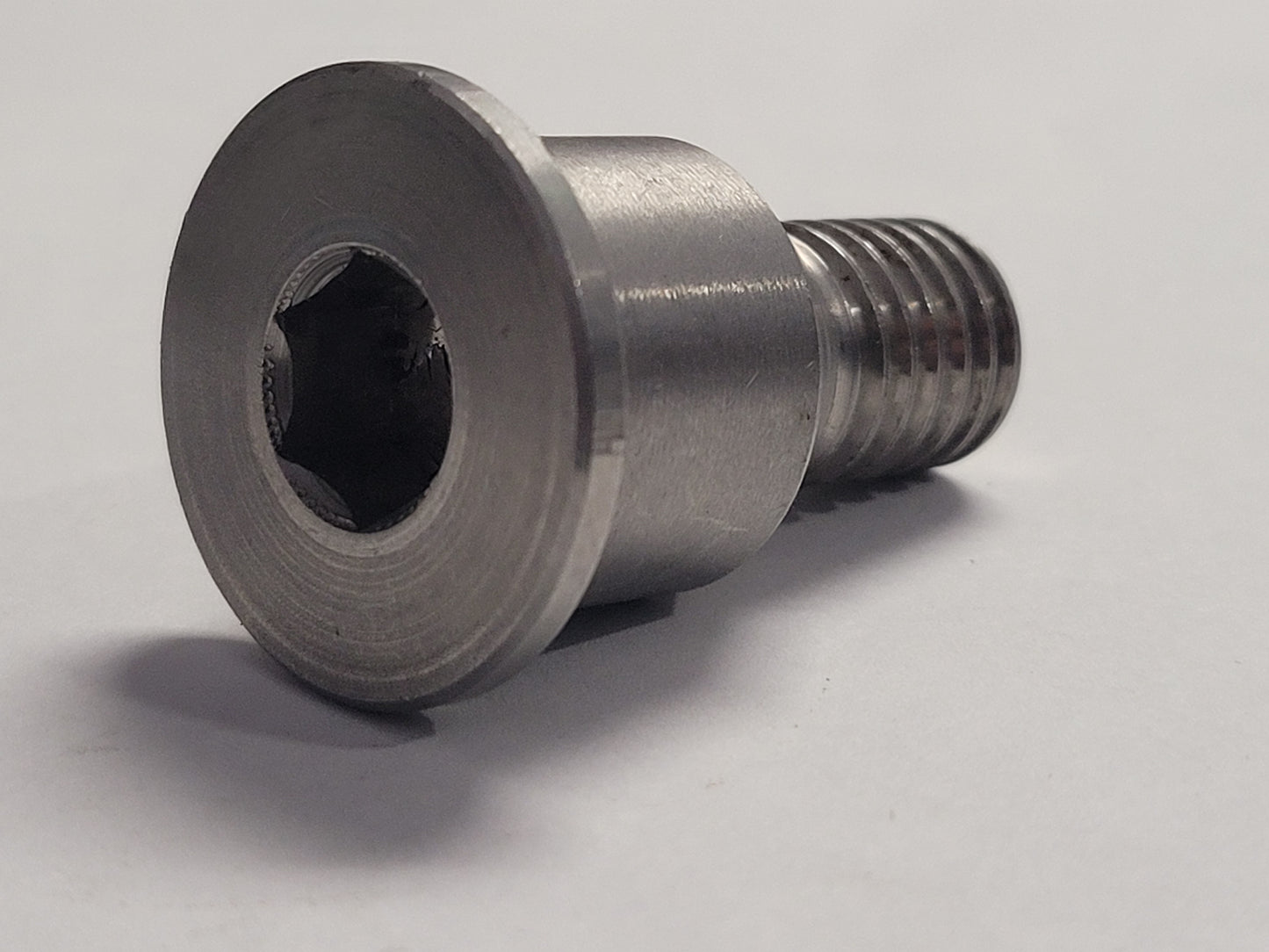Screw, Volvo 897456, (NOS)