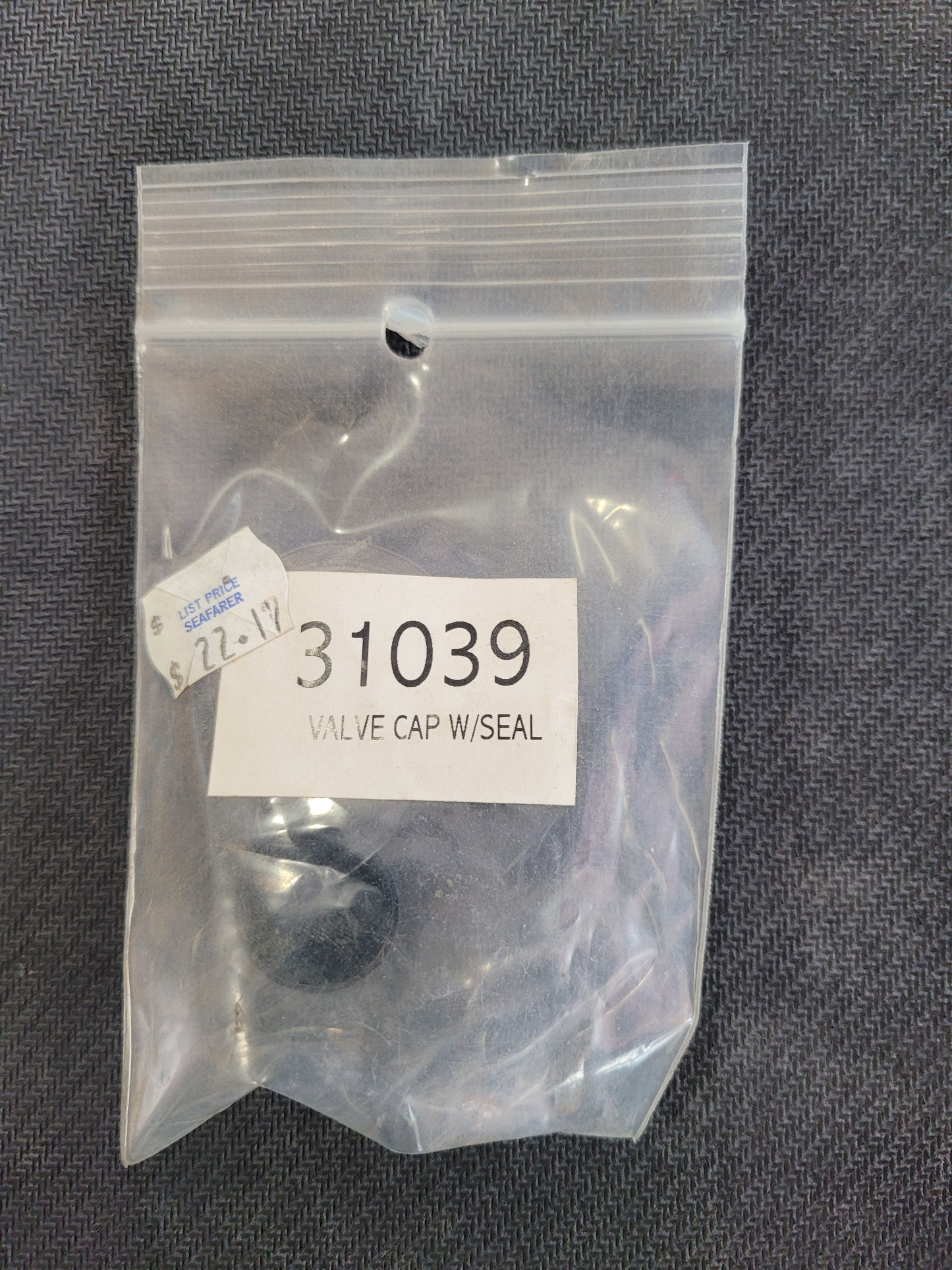 Cap Valve W/Seal 502 31039 (NOS)