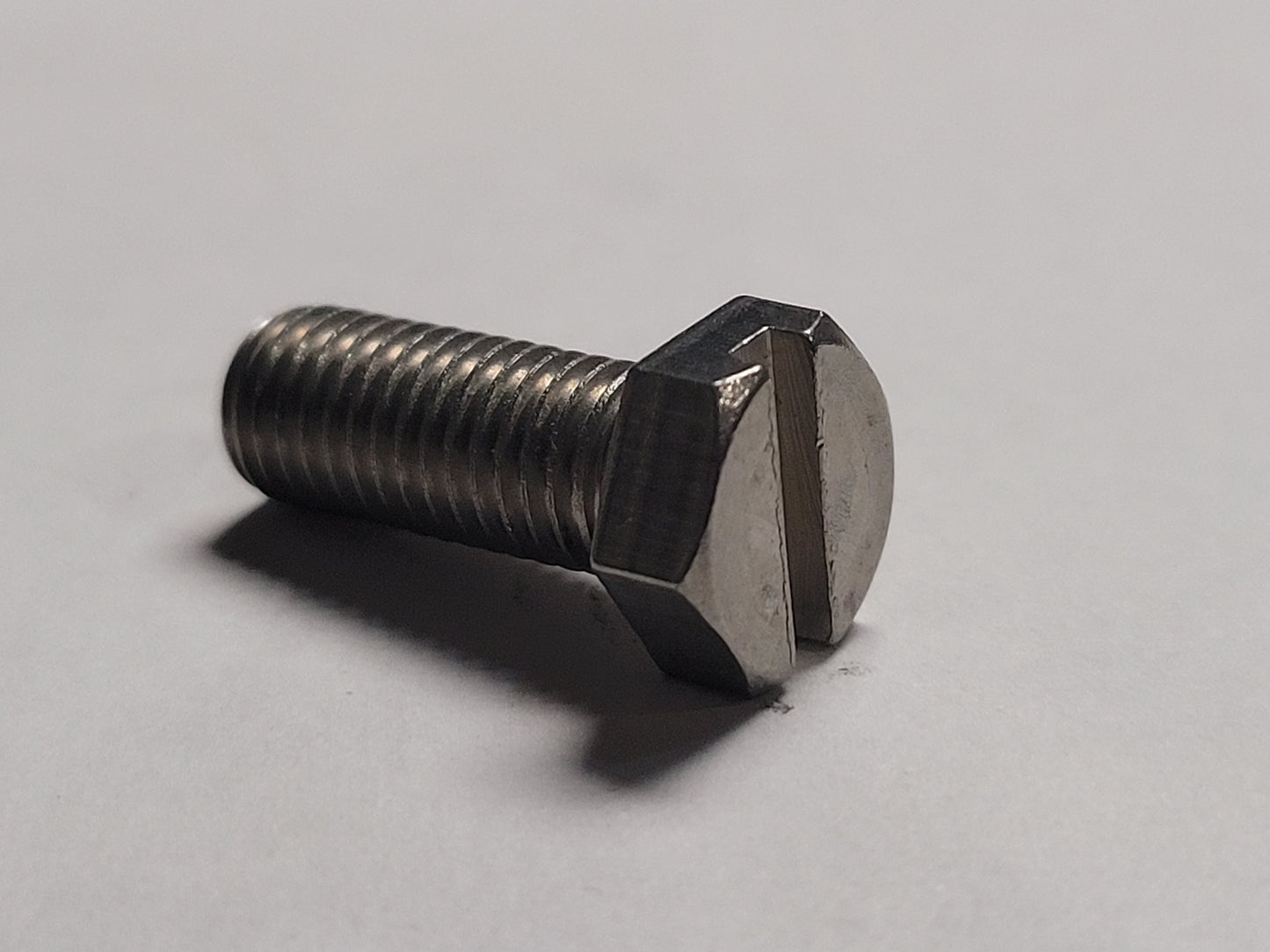 Screw, OMC 304024, (NOS), Replaced by 766470