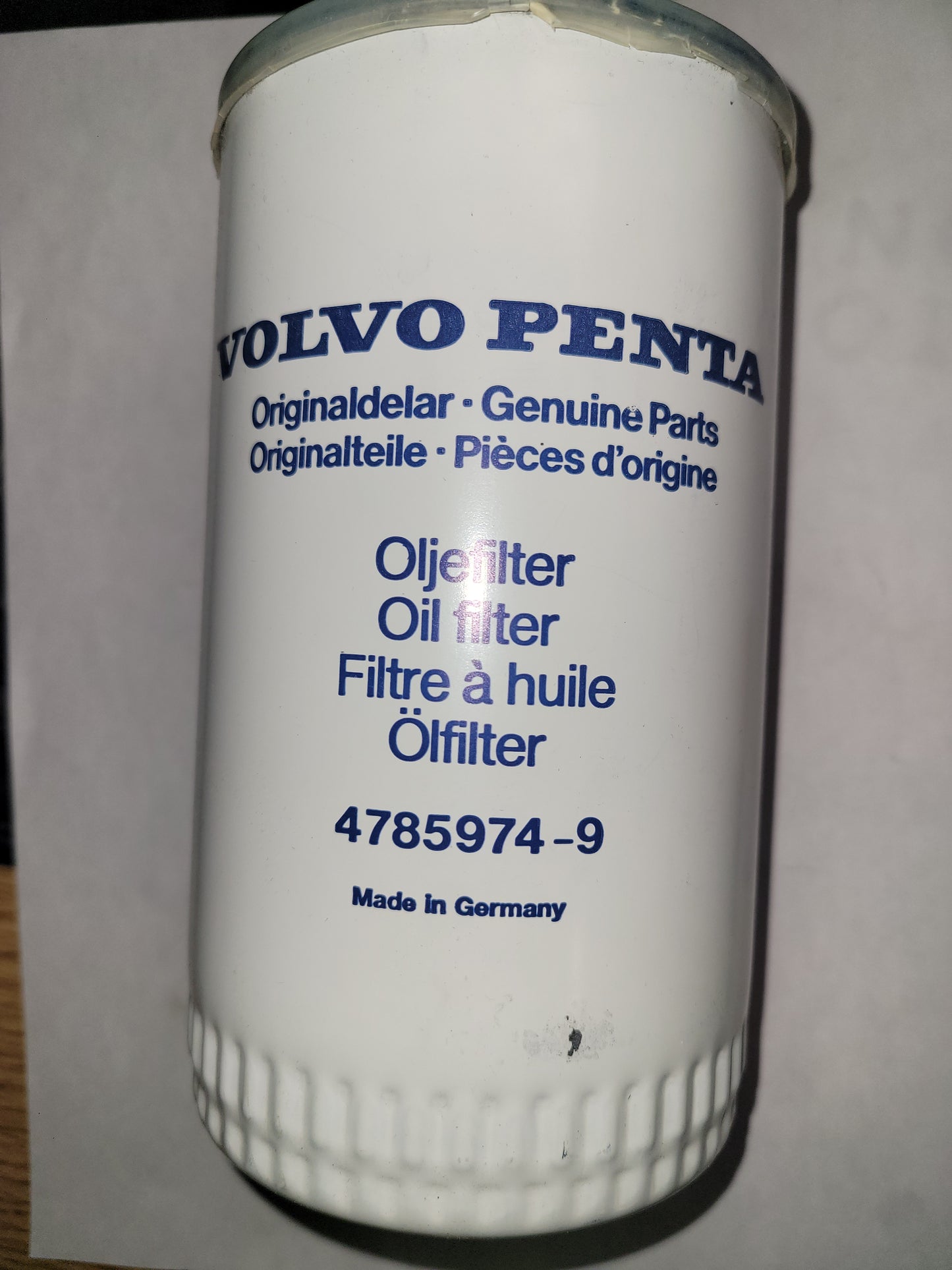 Oil Filter, (NOS) Volvo 4785974- Use 423135