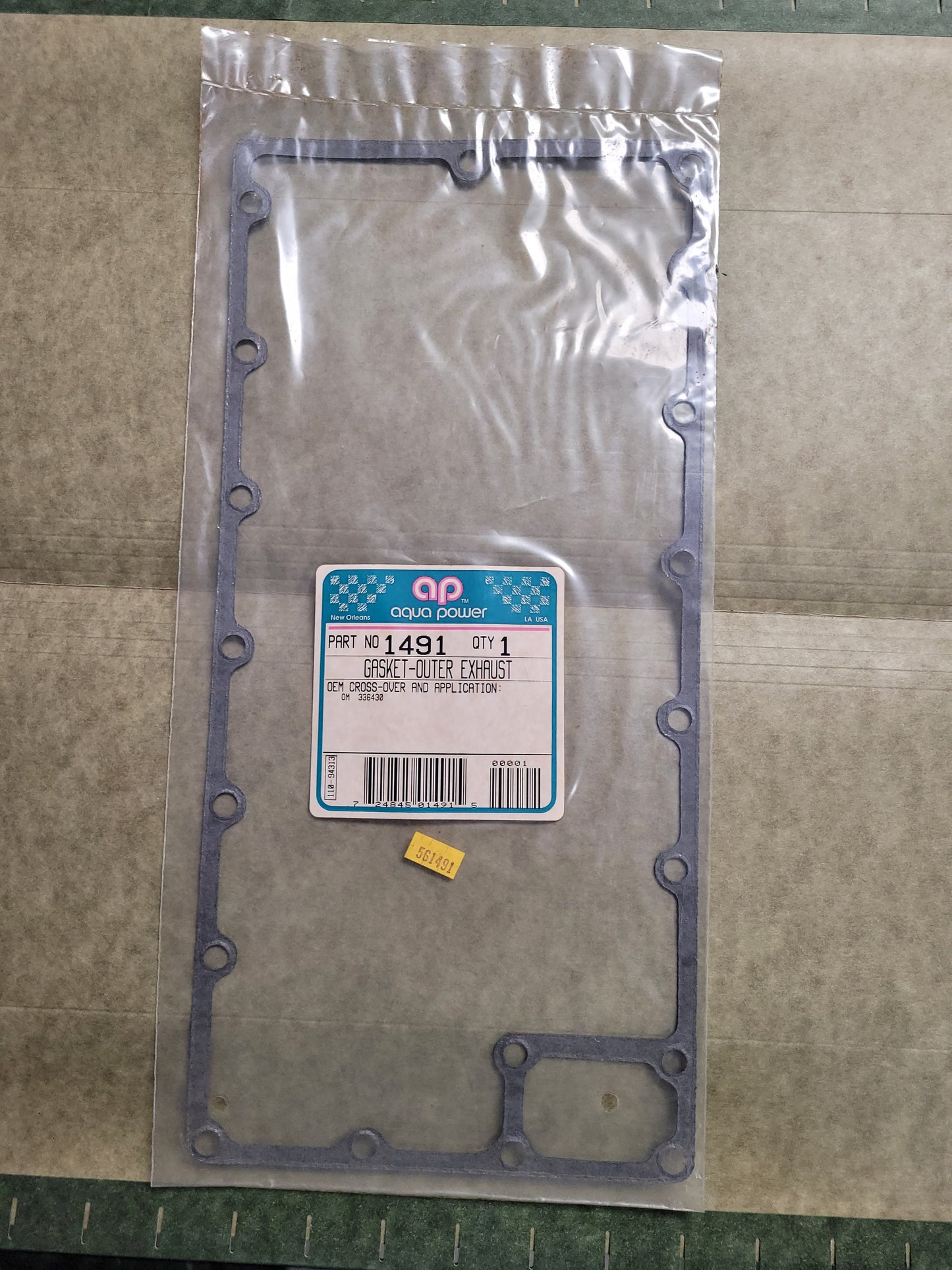Gasket, Outer Exhaust cover, Outer, (NOS) Aqua Power 1491, OMC 175hp