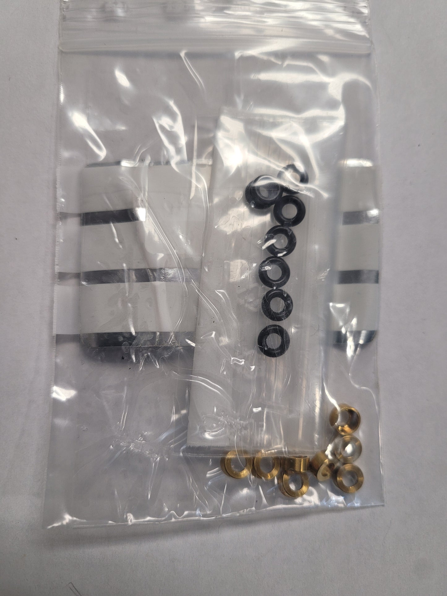 Kit, trim line seal, (NOS) Volvo 3889431