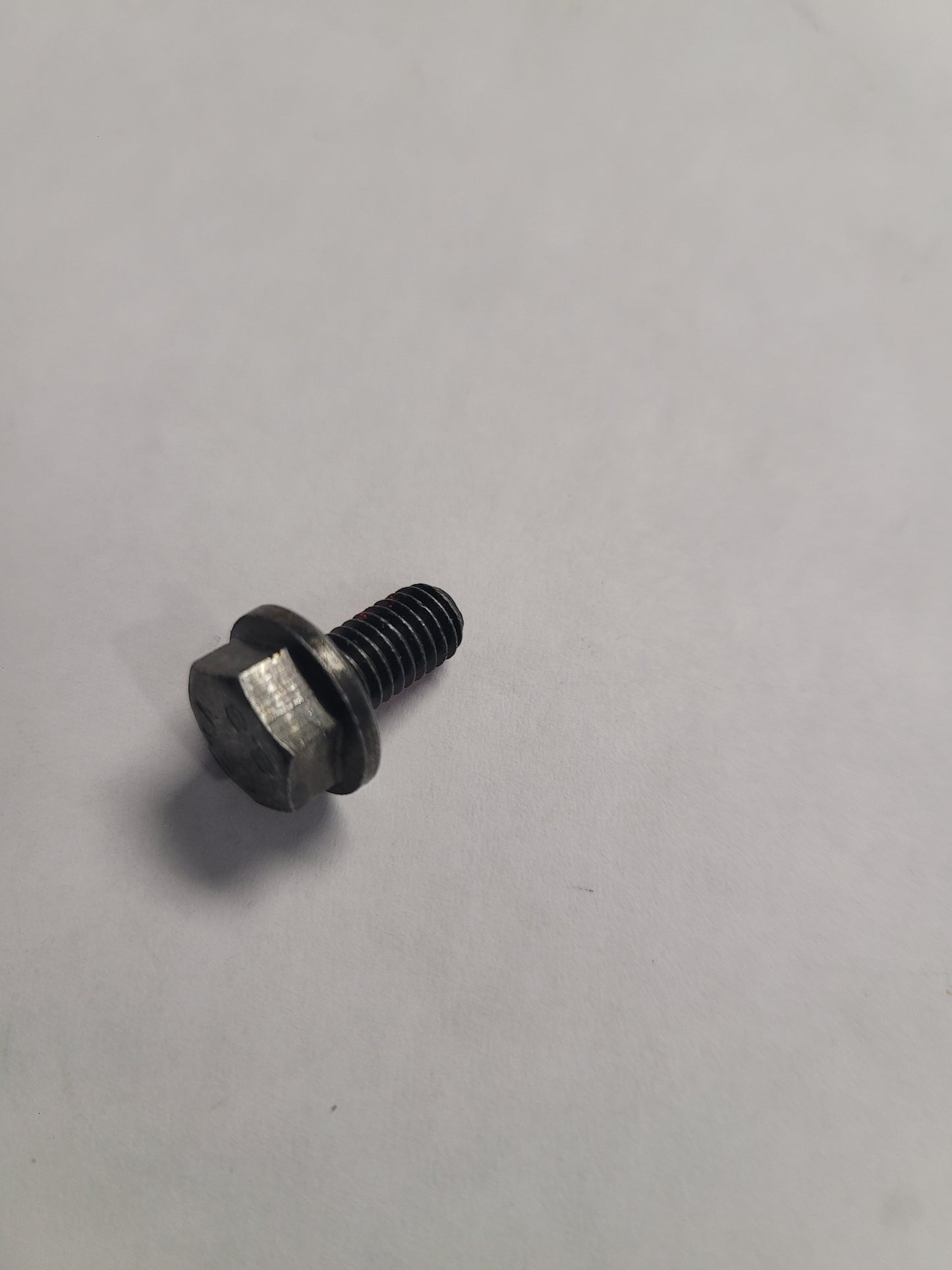 Screw, (NOS) Volvo 967949