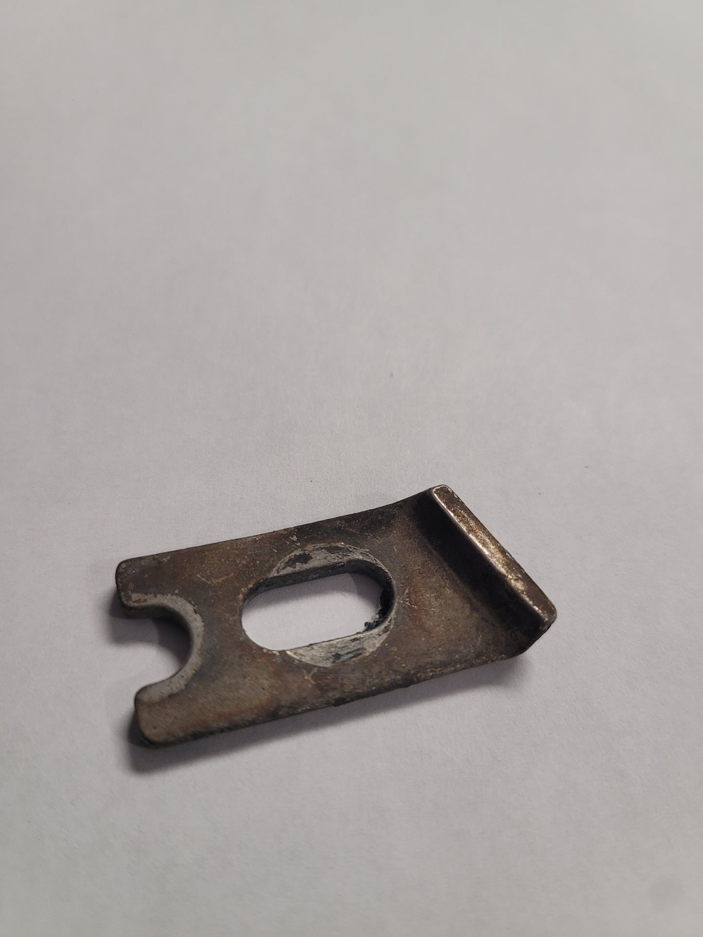 Shift cable retainer, (USED) Volvo 3809477