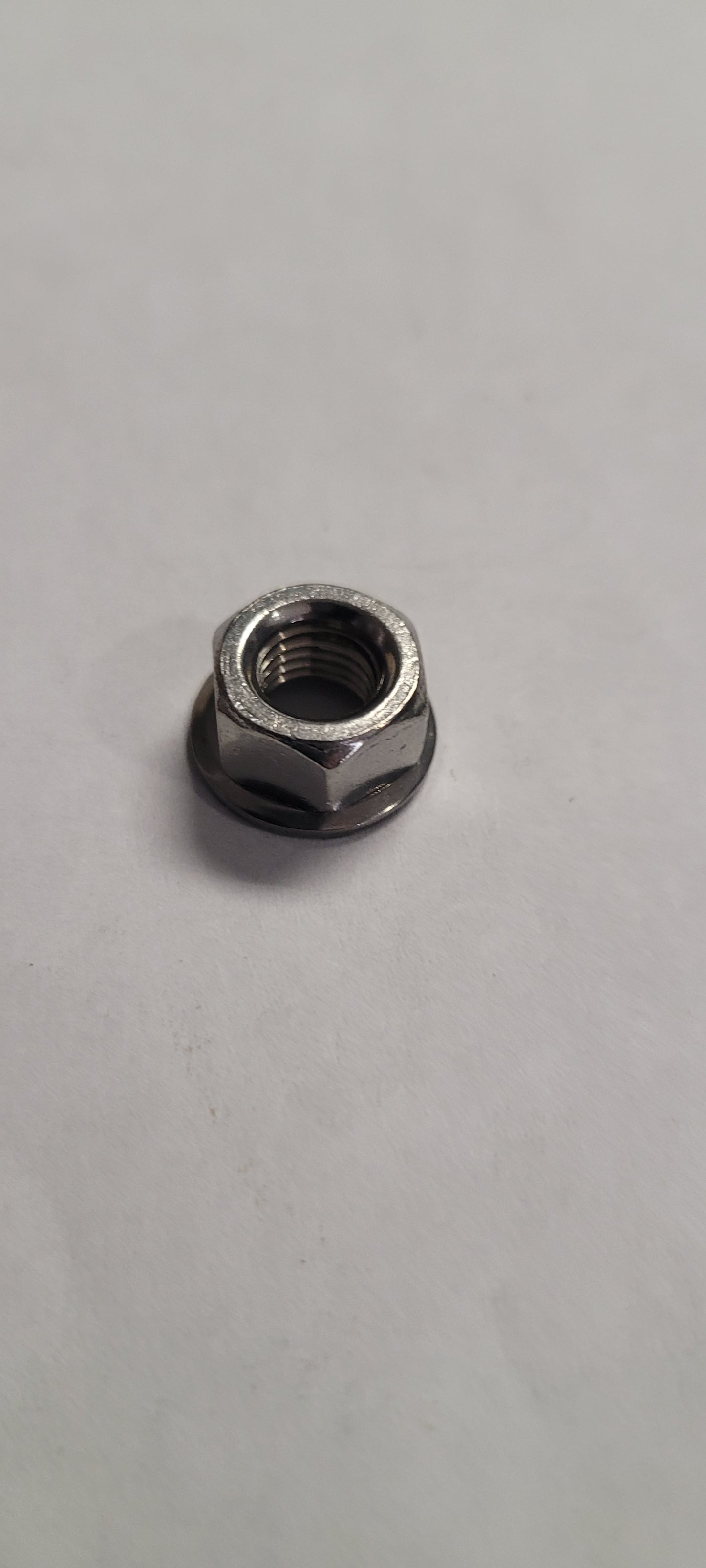 Nut, (NOS) Volvo 3852142