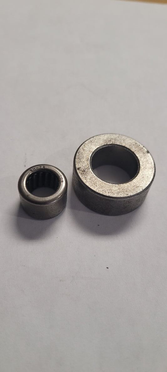 BEARING & SLEEVE Assy, Driveshaft< (NOS) Omc 391048
