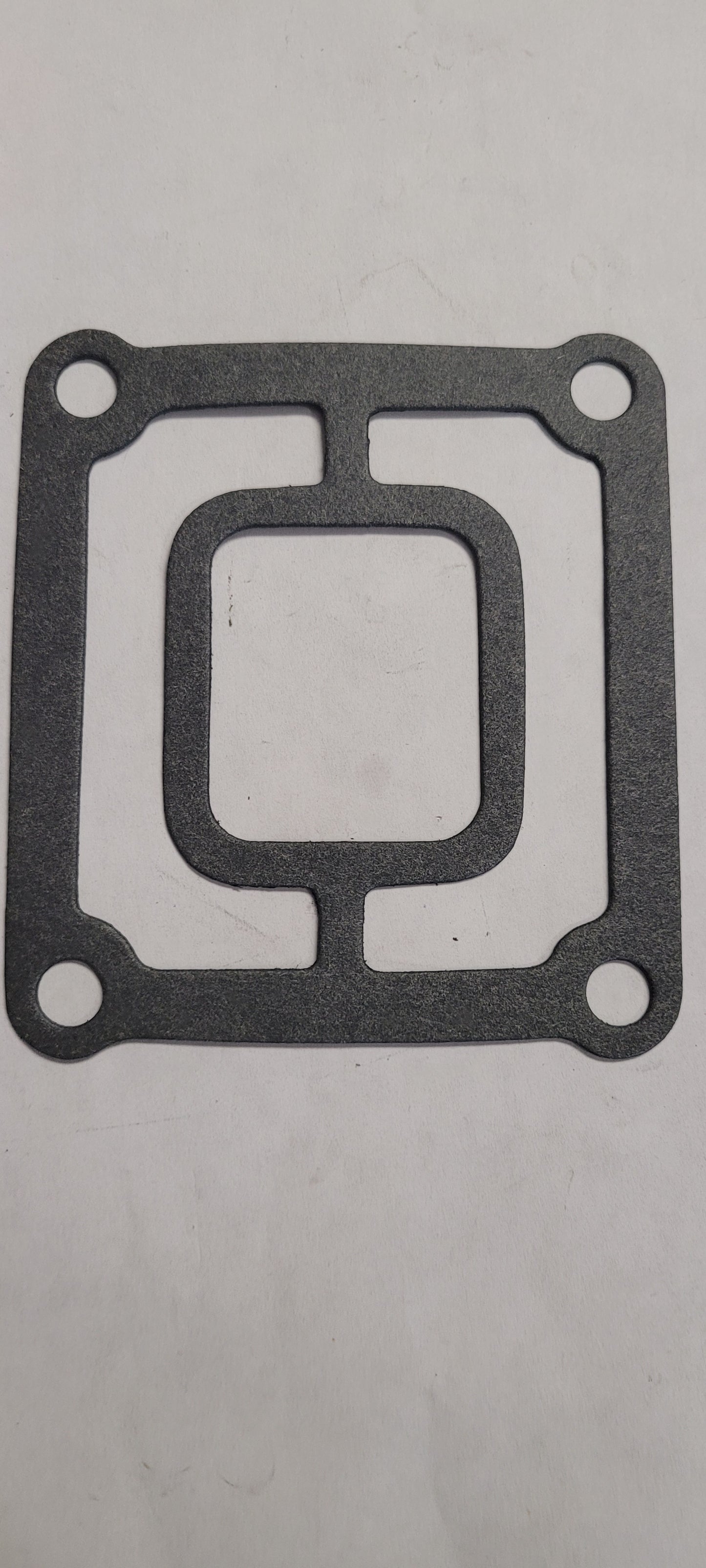 Manifold End Cap Gasket, Vintage (NOS) Sierra 18-2861