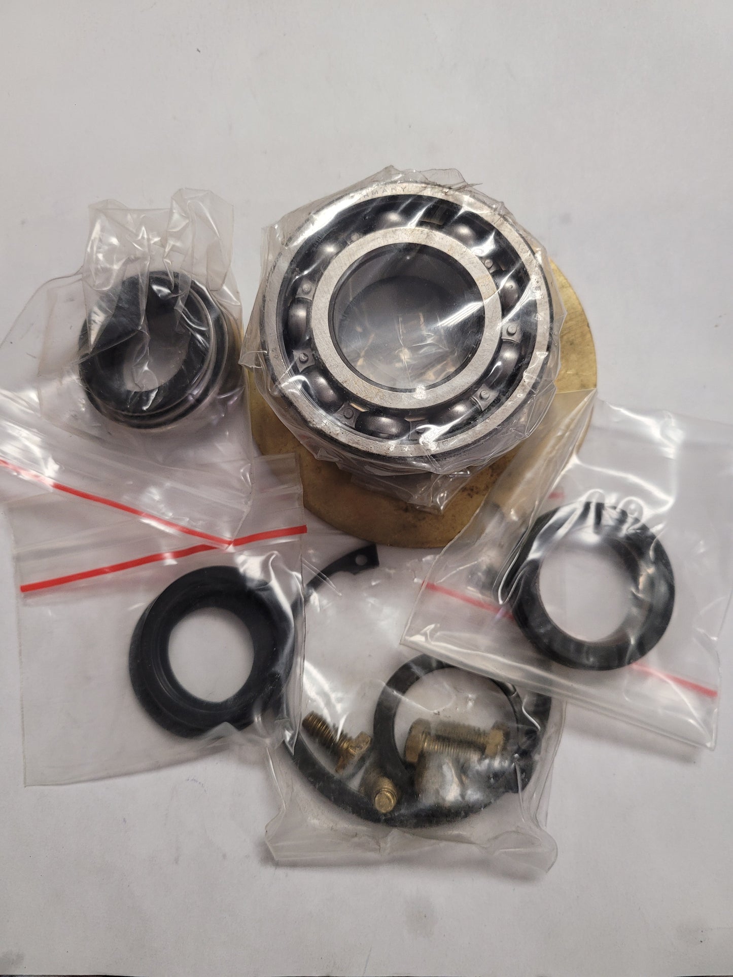 Overhaul Kit, Sea Water Pump (NOS) Volvo 875737