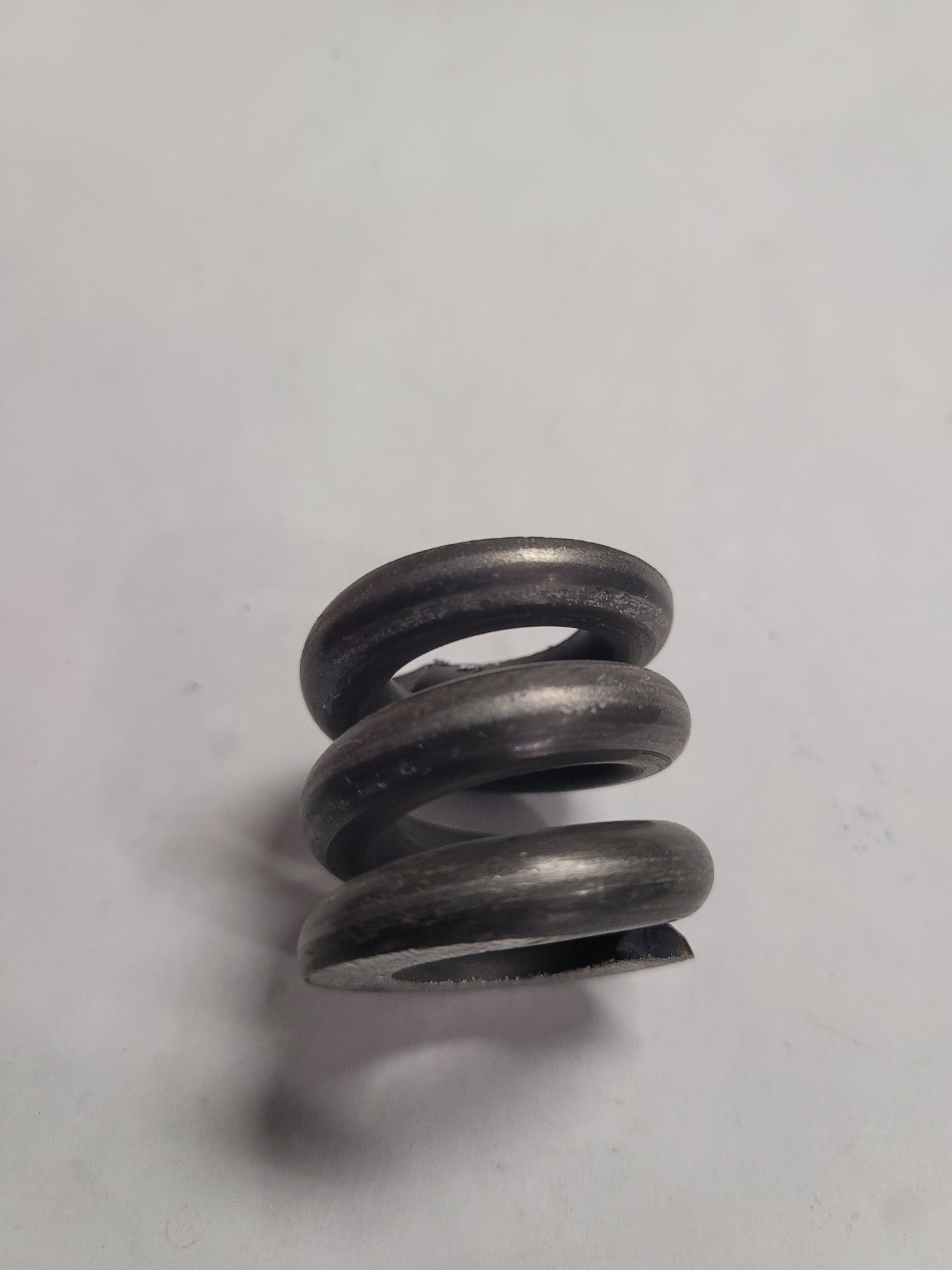 Spring, Vintage, (NOS) Volvo 897666