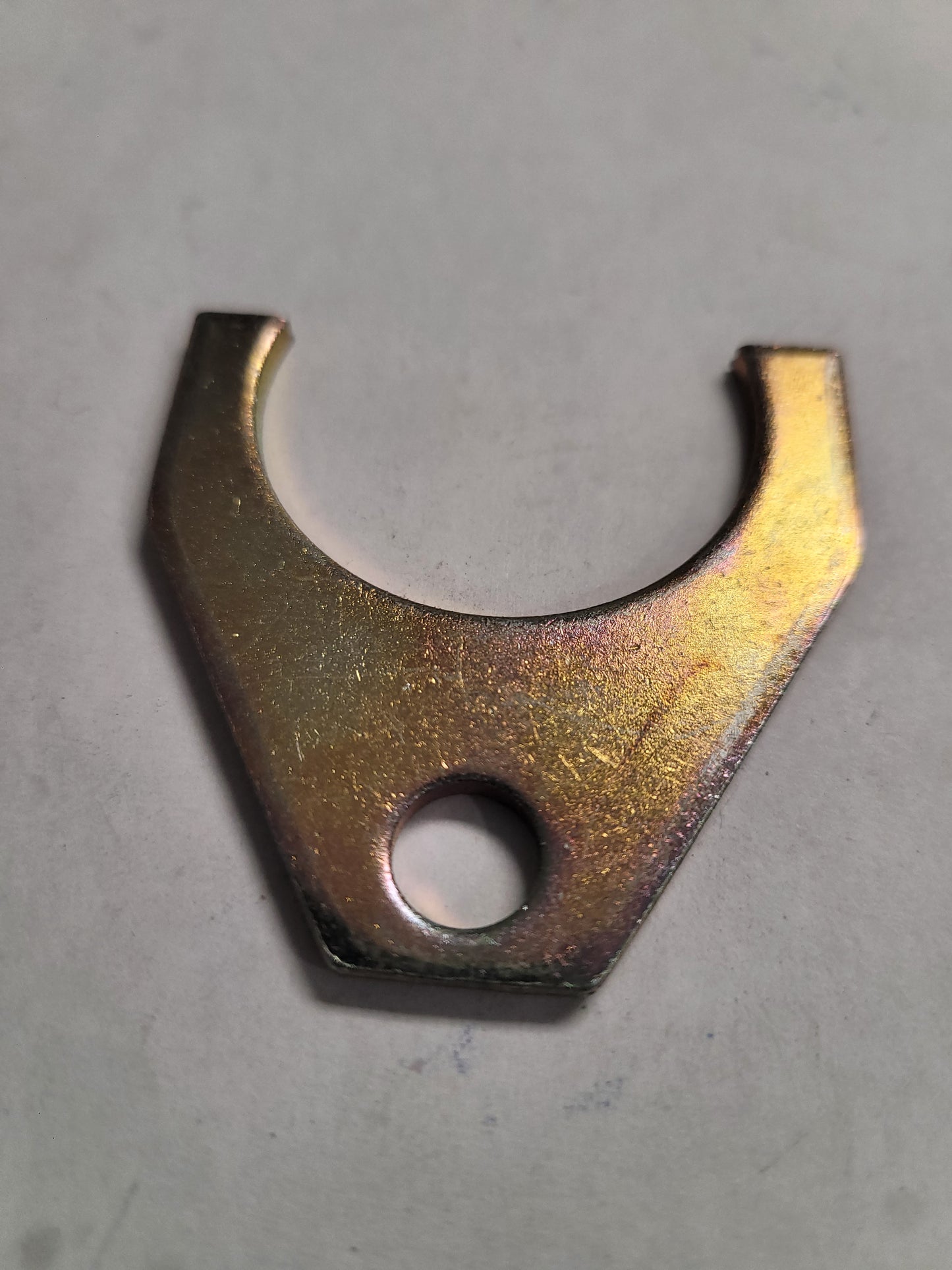 Retainer, (NOS) Volvo 8470148