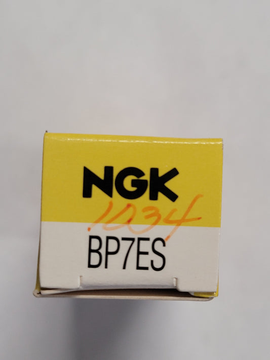 Spark Plug, NGK BP7ES (1034)