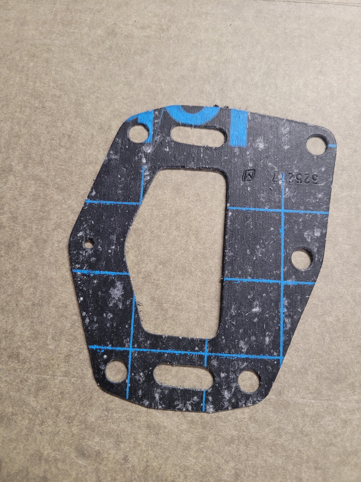 Gasket, Leaf valve, (NOS) 325277