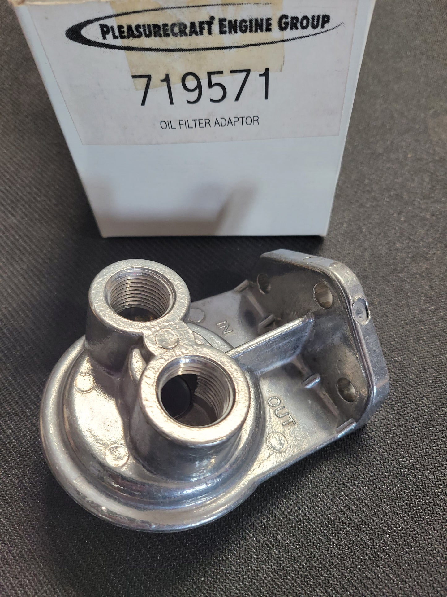 Adapter, Oil Filter Crusasder 719571