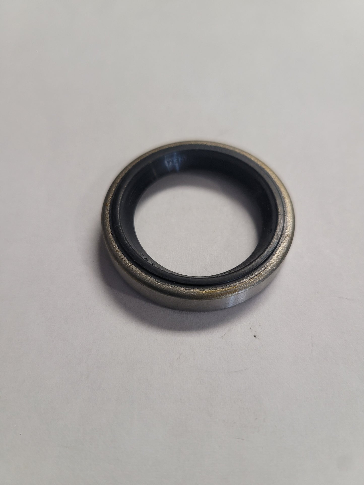 OIL RETAINER, OMC 321467, Vintage, (NOS)