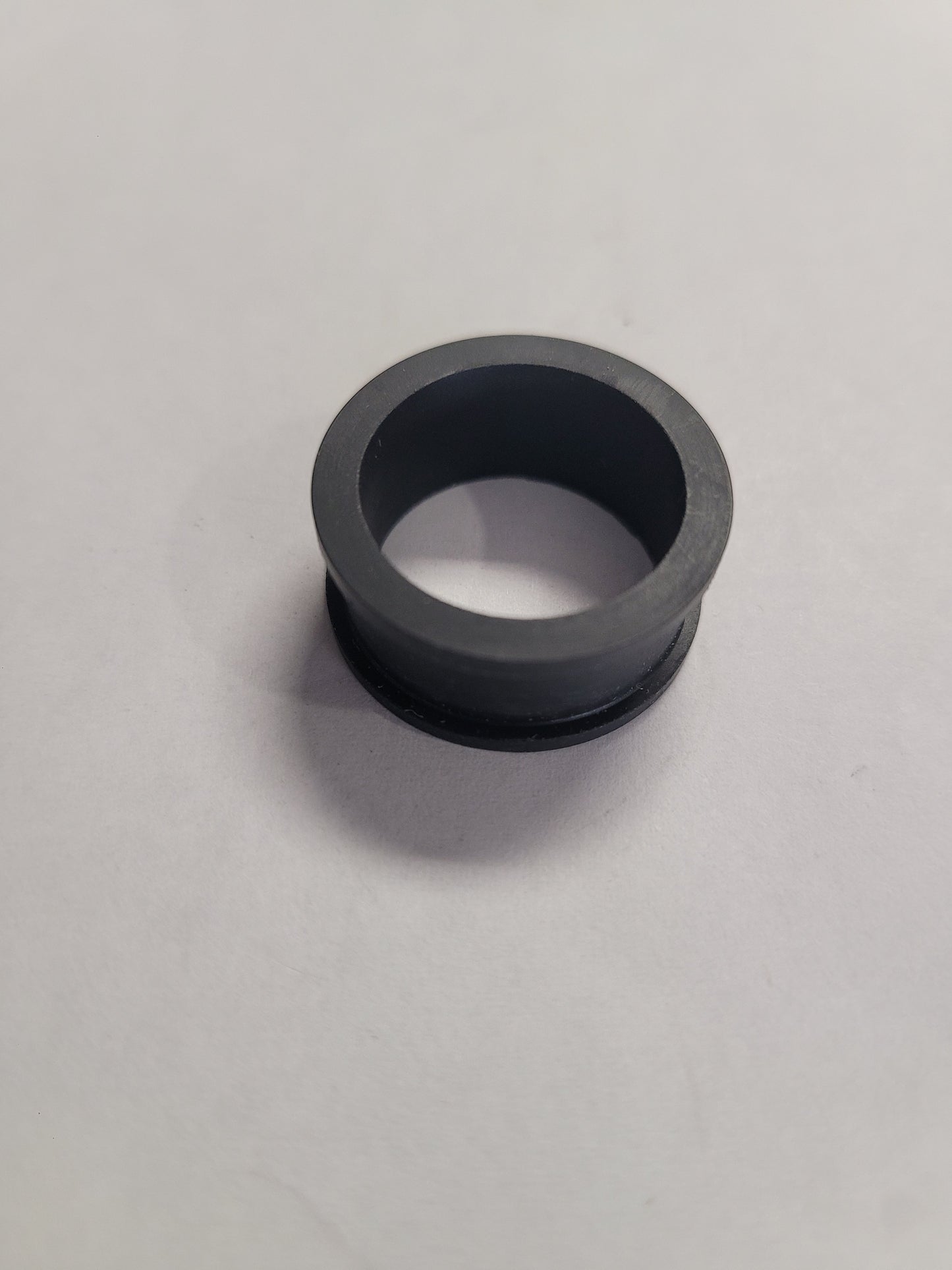 Grommet, OMC 321692, (NOS)