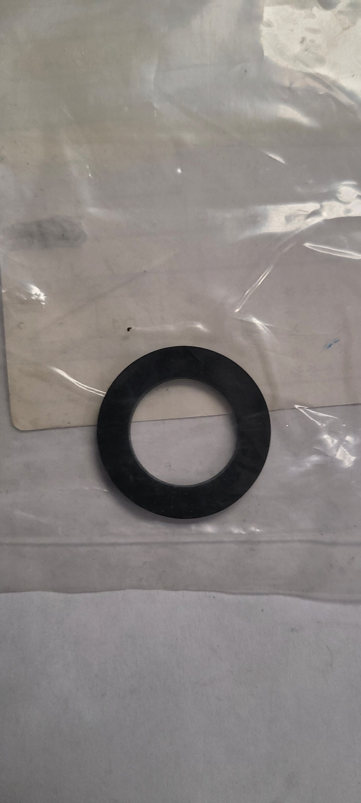 GASKET, Thermostat | (Included in Powerhead Gasket Set.) Omc 329319