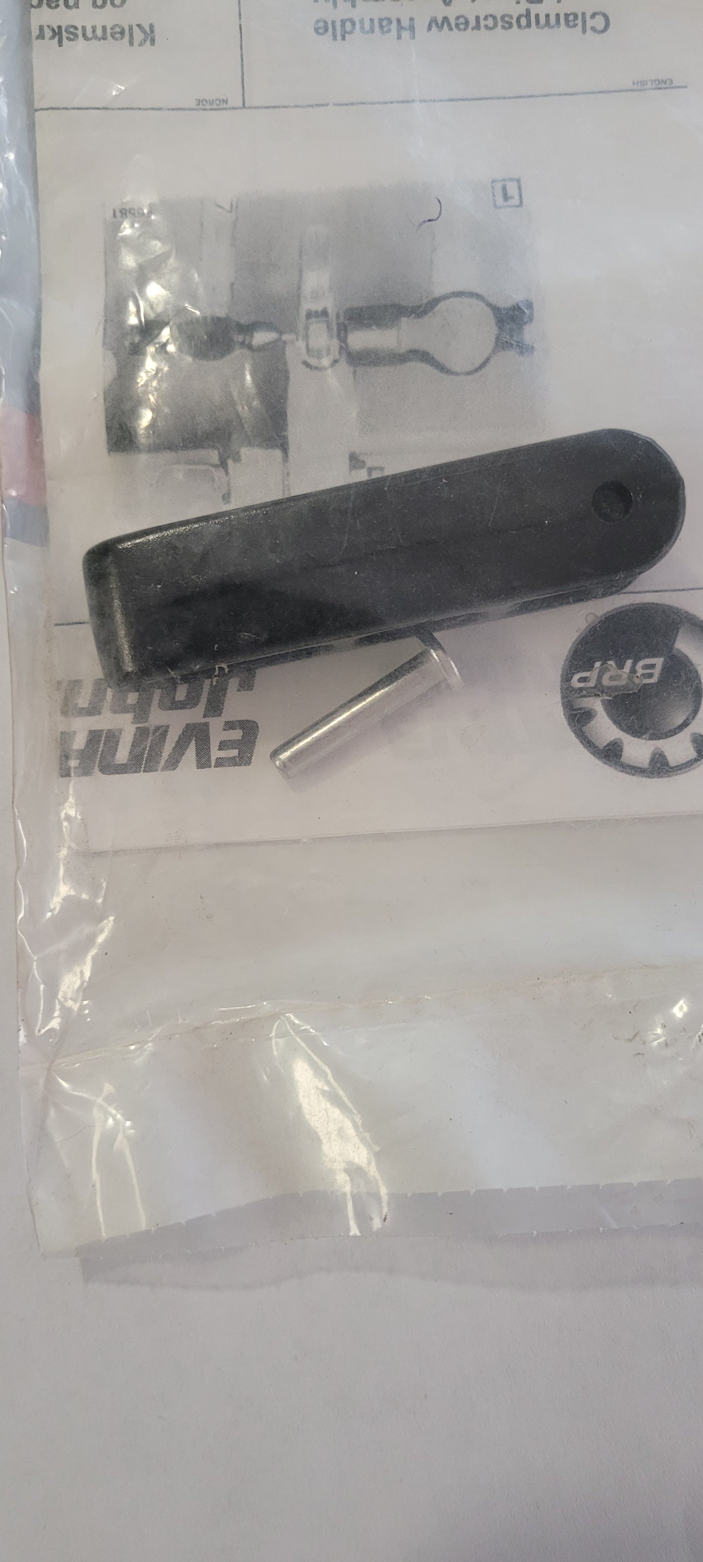 Handle & rivet kit, Omc 398001