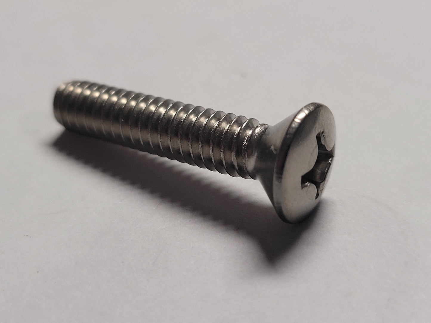Cross Recessed Screw, Volvo 943218, (NOS)