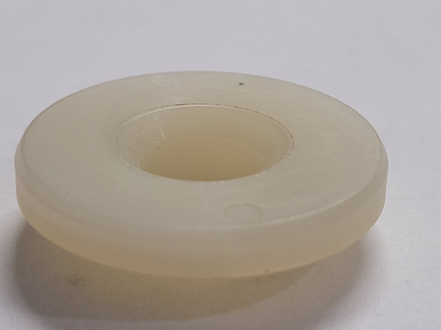 RETAINER , Nylon, OMC 909513, Vintage, (NOS)