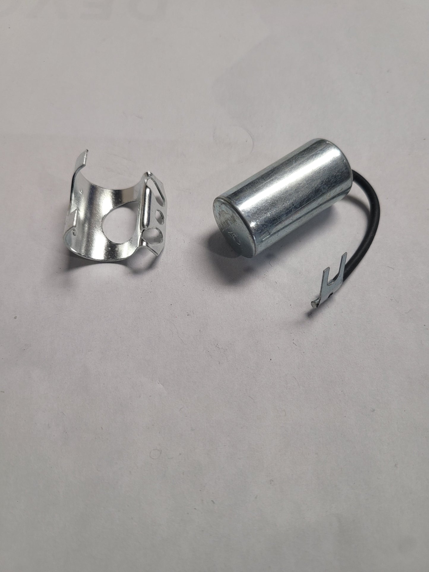 Condenser, Vintage, (NOS) Volvo 835704