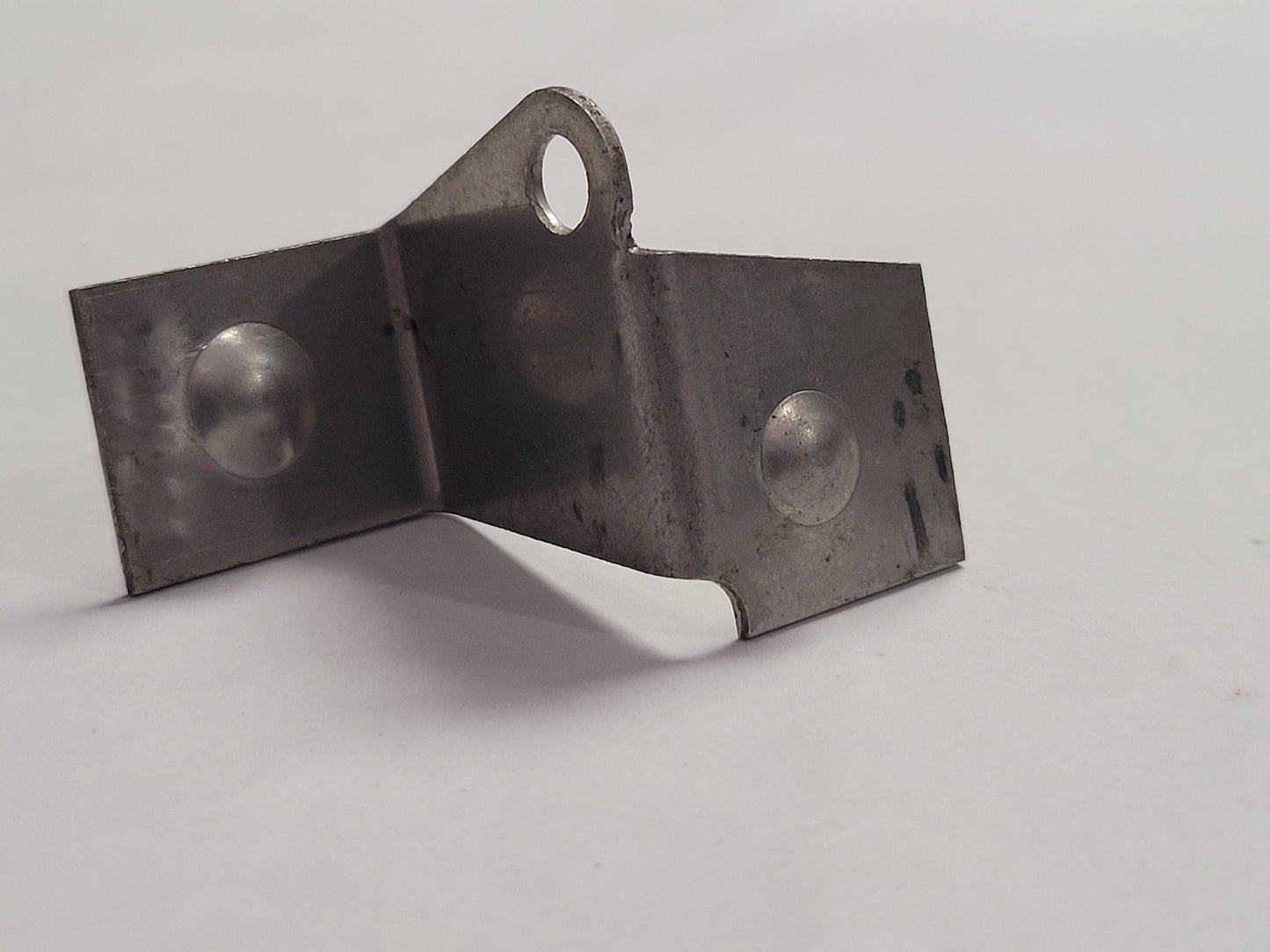 Retainer, Trunnion. OMC 320180, (NOS)