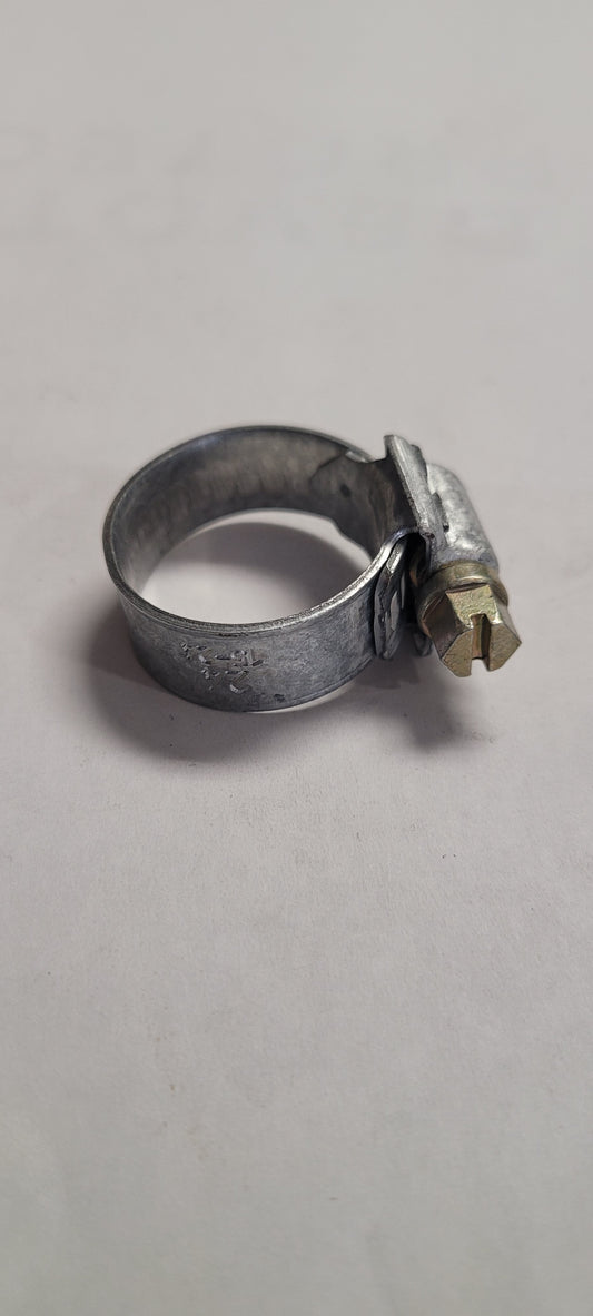 Hose Clamp, (NOS) Volvo 943472