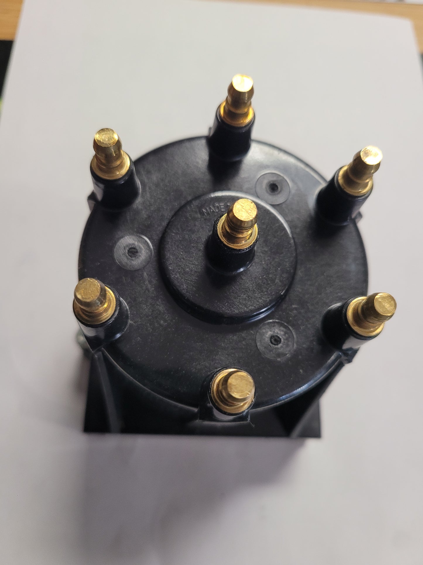Distributor Cap, (NOS) Volvo 3854331