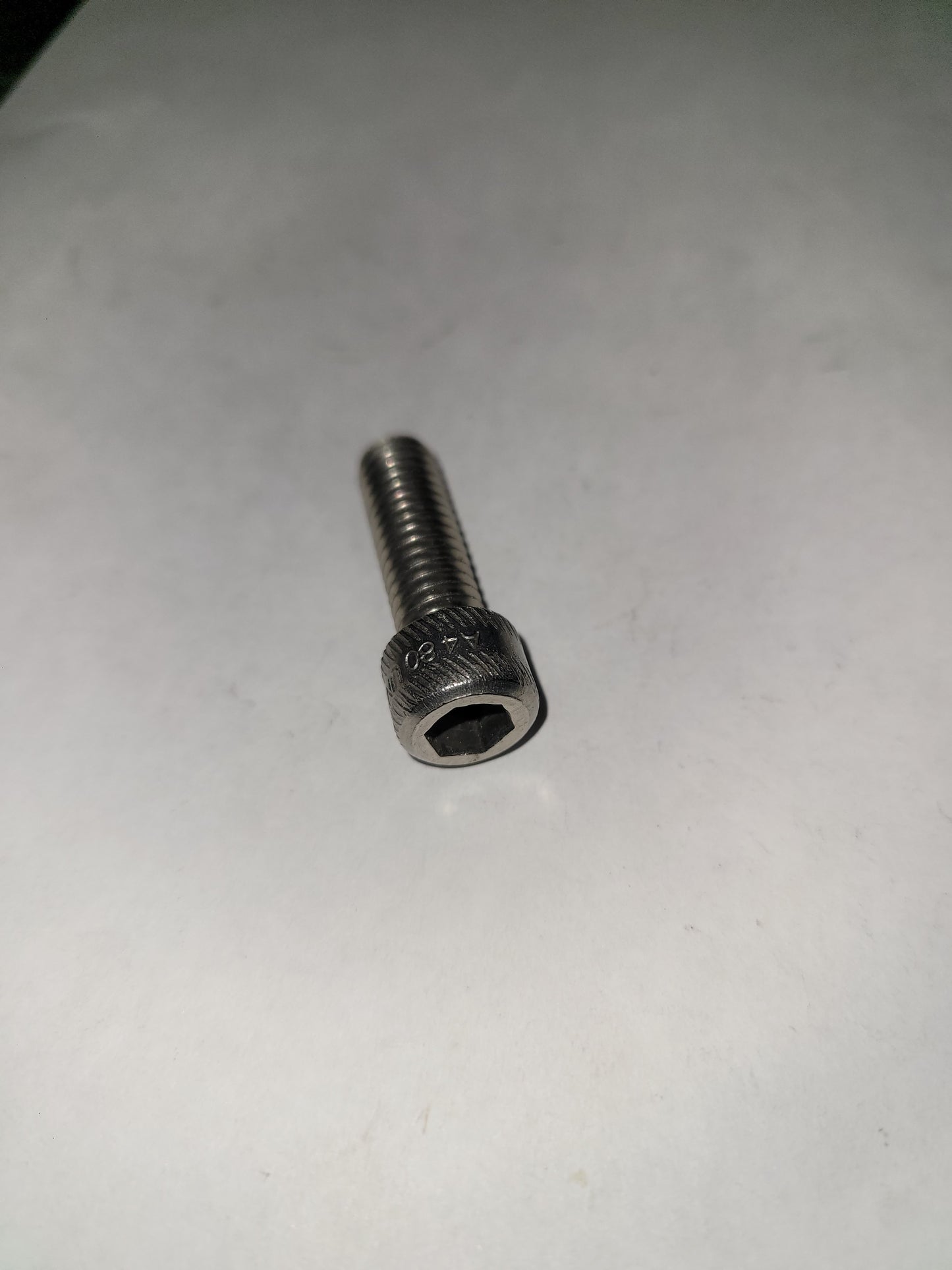 Screw, Trim Fin, (NOS) Volvo 959439