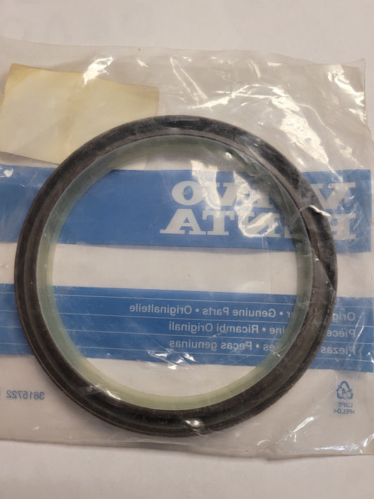 Seal, Crankshaft, Vintage (NOS) Volvo 6842160