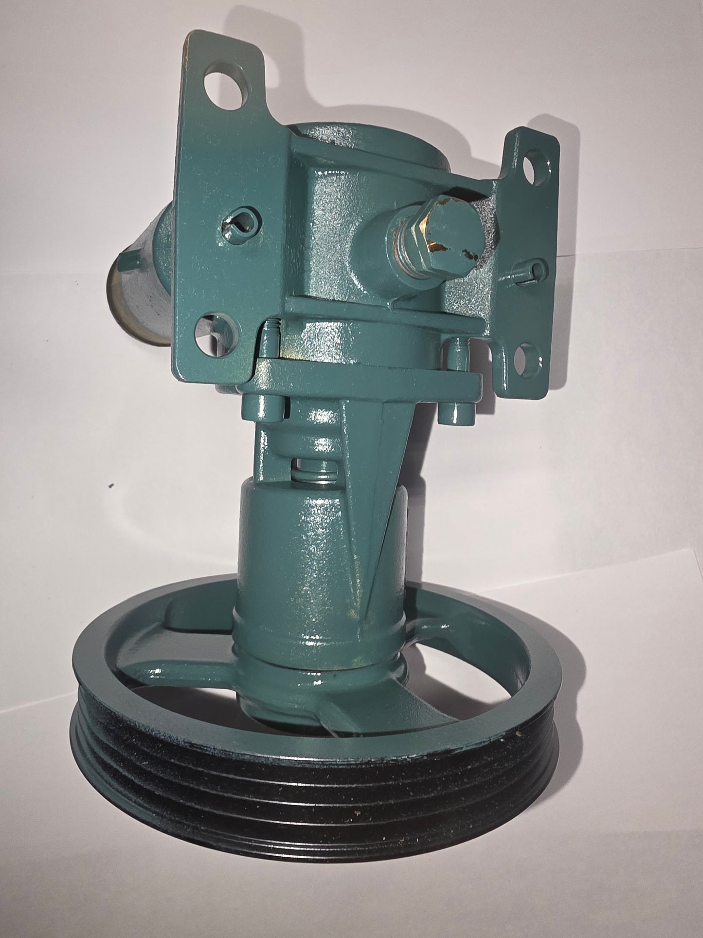 Sea Water Pump, Volvo, 21379102 (NOS/CLOSEOUT)