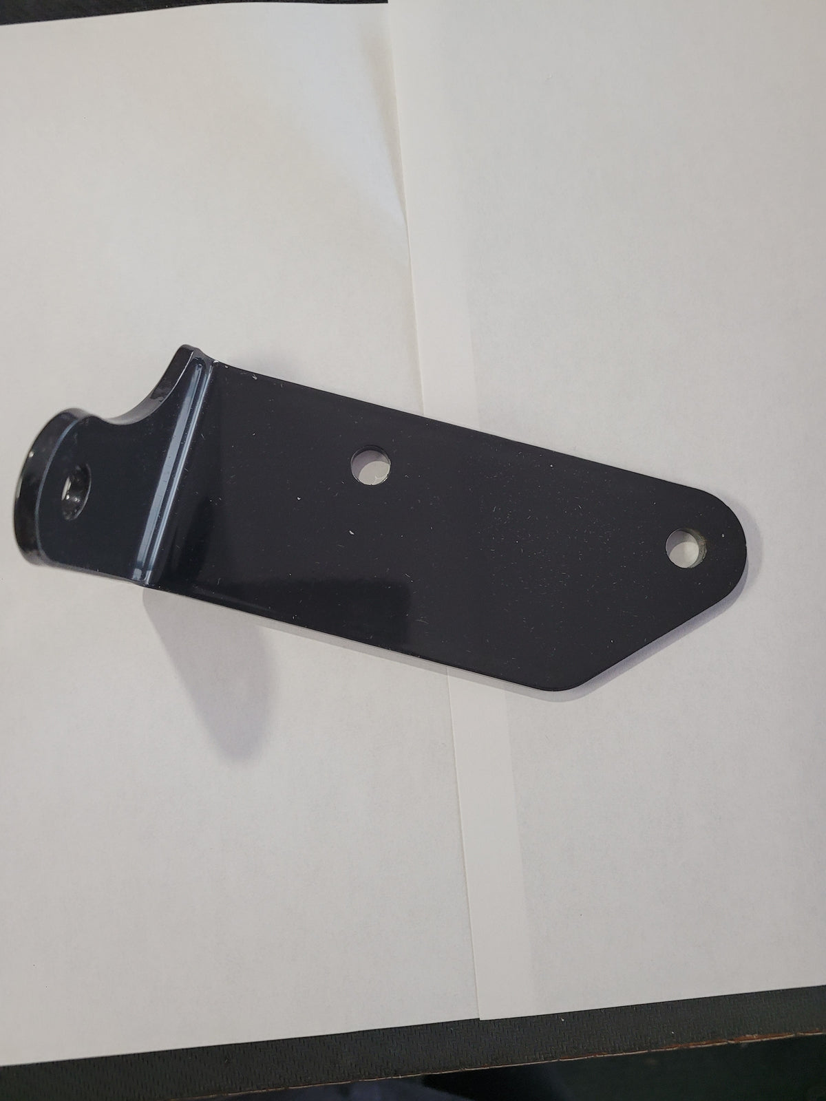 Bracket, power steering pump 3852500