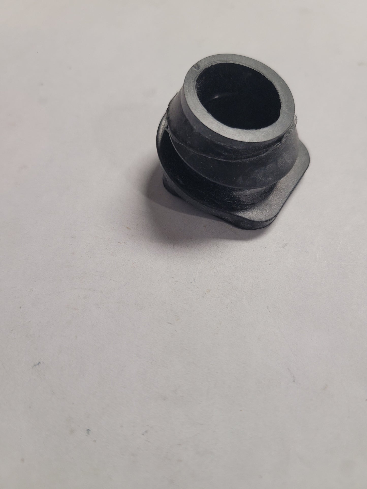 Grommet, (NOS) Volvo 3854947