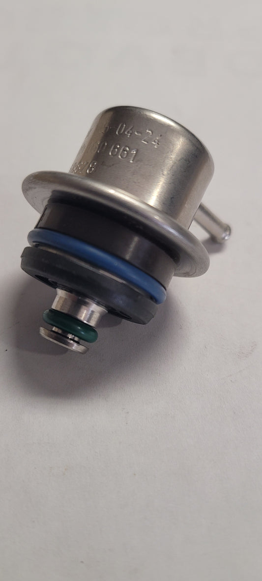 Fuel Pressure Regulator, (NOS) Volvo 3858967