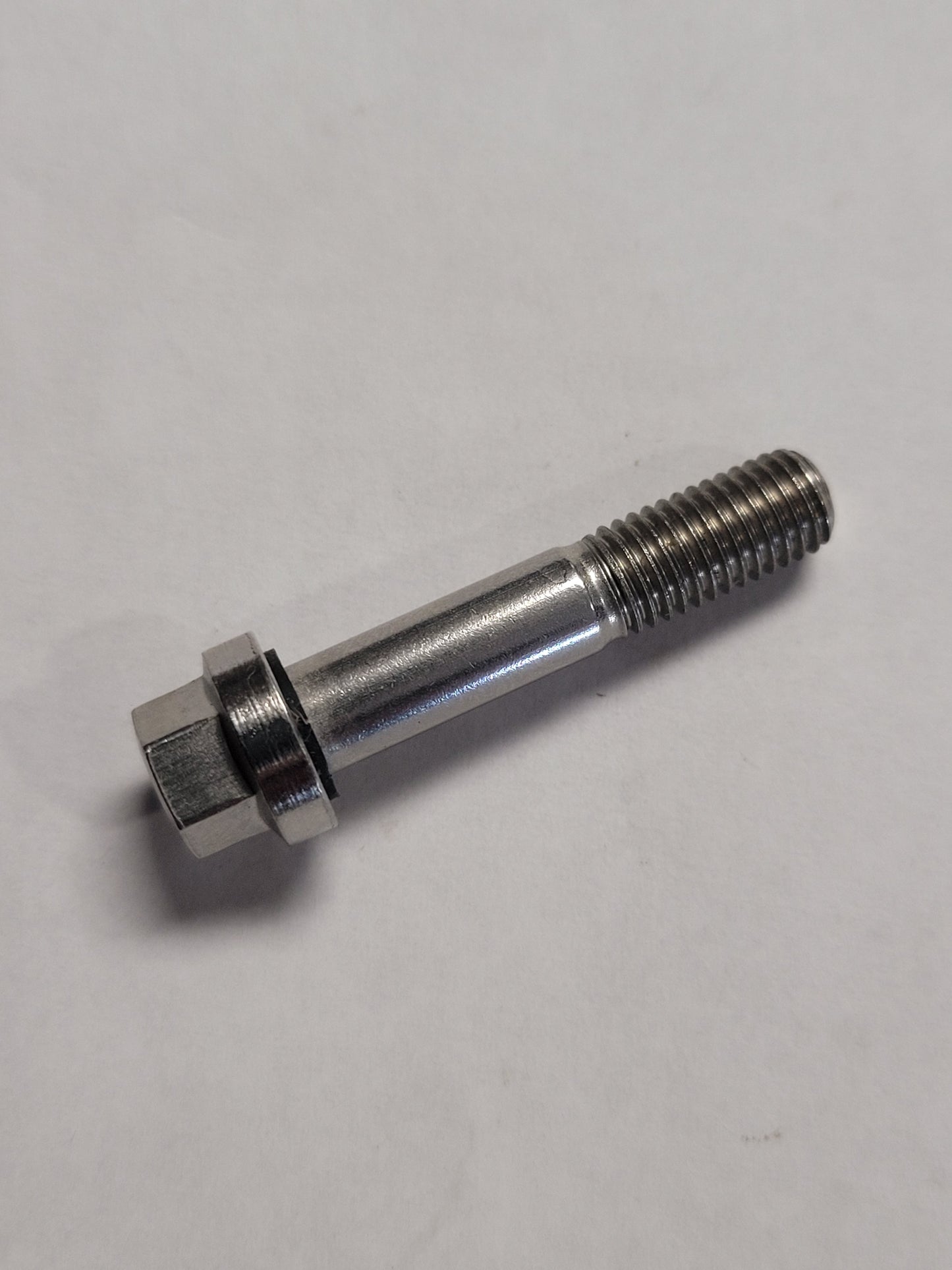 SCREW, Housing to Gearcase, OMC 320041, Vintage, (NOS)